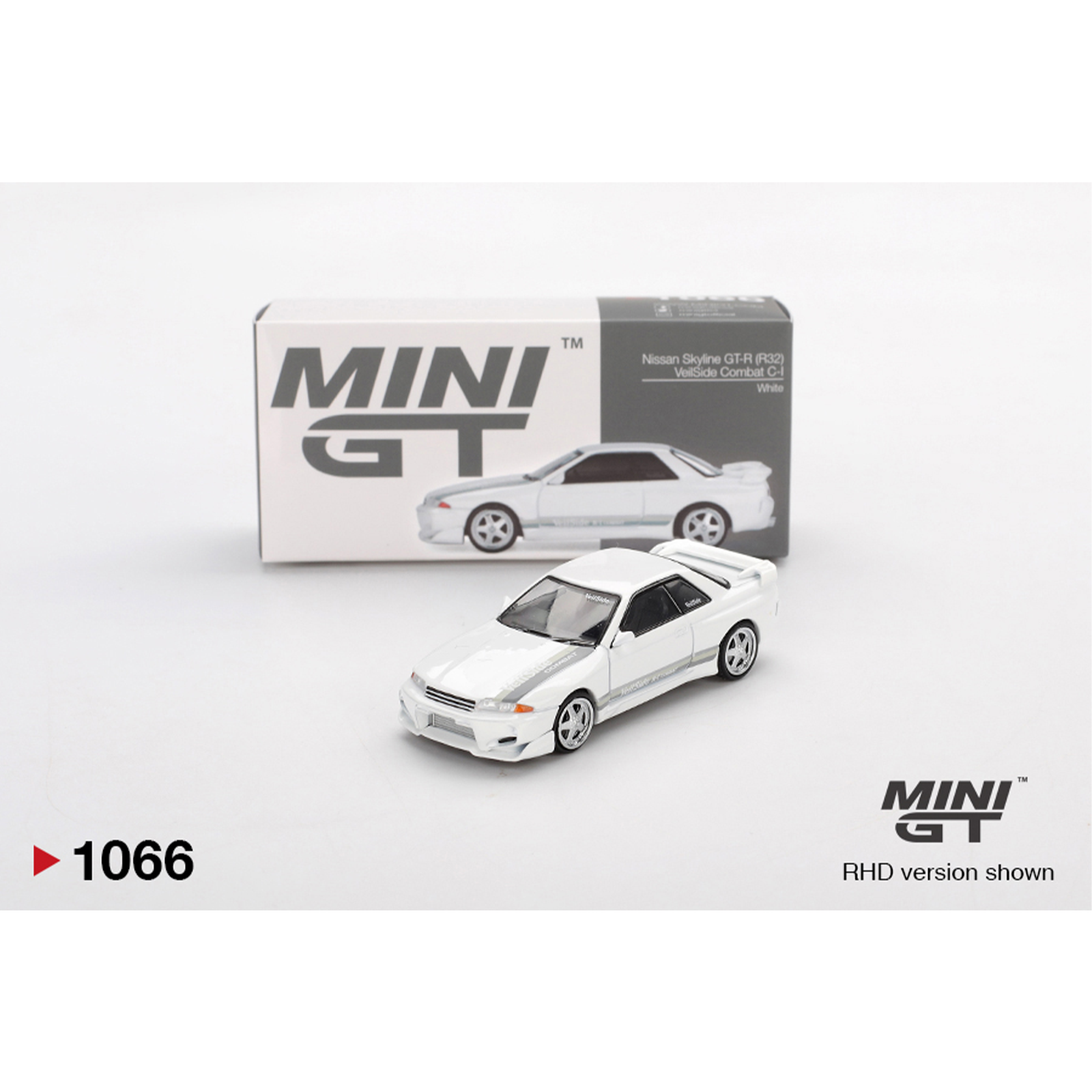 Mini GT スカイライン GT-R R32 VeilSide Model Mini GT Nissan Skyline GT-R (R32) VeilSide Combat C-I