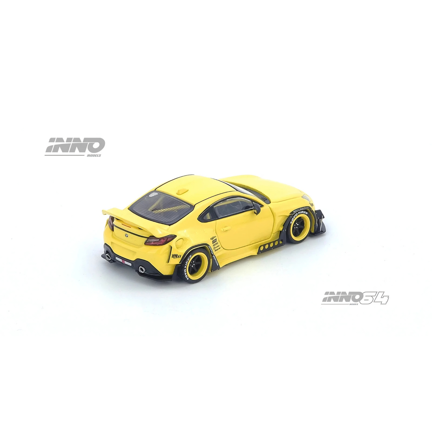 Inno64 Toyota GR86 Pandem / Rocket Bunny